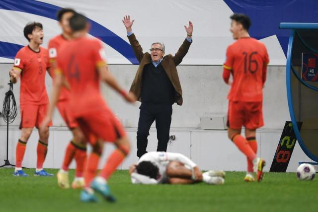 马德兴:国足27人无甚新意 费南多或成唯一变数