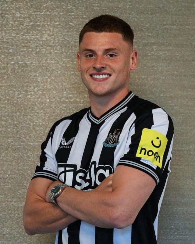 1690156024186073983.jpg baensi.jpg